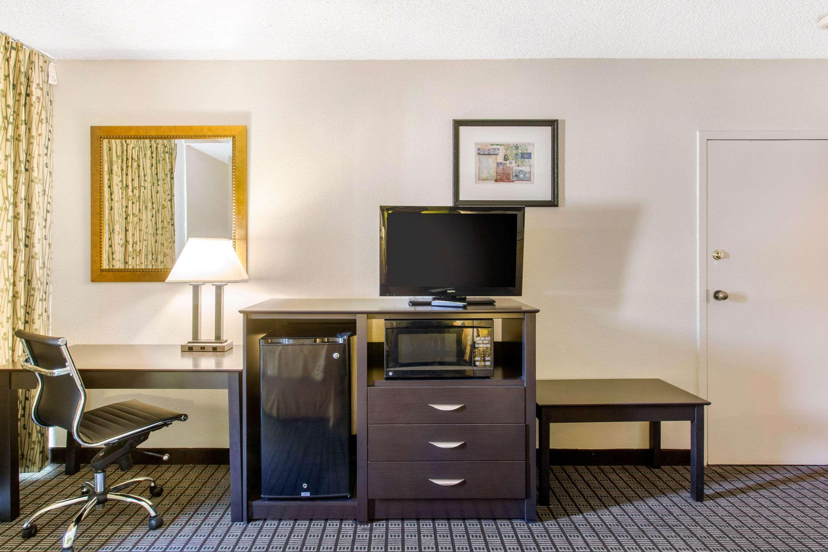 וונדובר Quality Inn Stateline מראה חיצוני תמונה